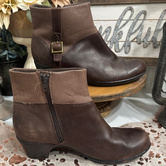 Clarks leather booties - Picture 4 of 8